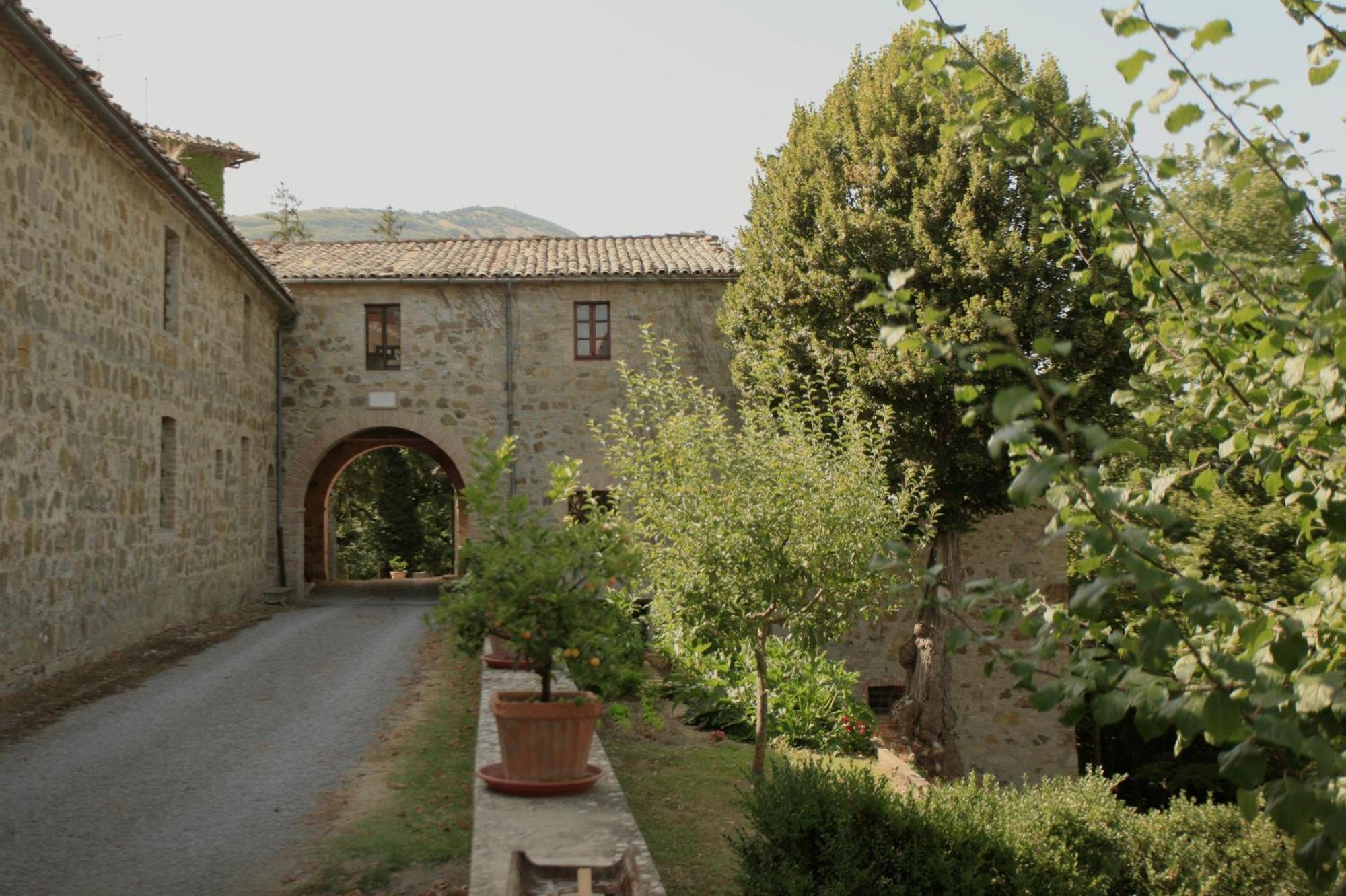 Borgo Di Camporsevoli Villa Exterior photo